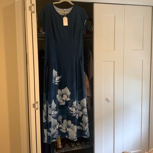 Women Long Dress Size Large